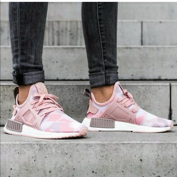 nmd xr1 duck camo pink